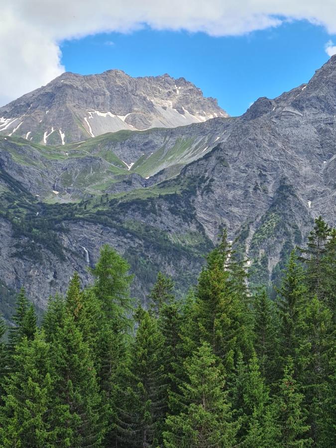 Fewo D'Rock Arosa- Center Of Nightlife By Nature Apartments Switzerland المظهر الخارجي الصورة