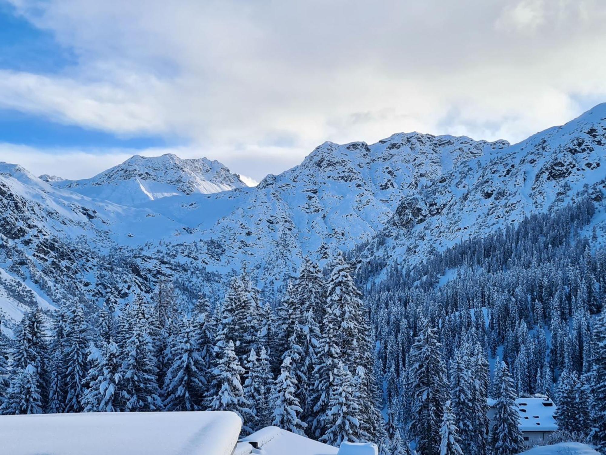 Fewo D'Rock Arosa- Center Of Nightlife By Nature Apartments Switzerland المظهر الخارجي الصورة